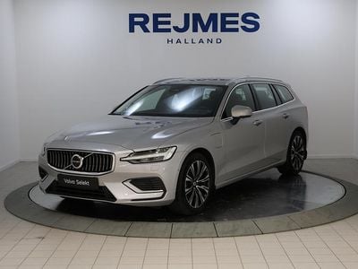 Begagnad Volvo V60 Core 253 HK (186 kW) 2022 Silver Kombi