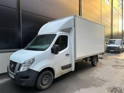 Nissan NV400