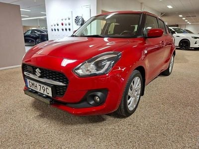 Begagnad Suzuki Swift 83 HK (61 kW) 2020 Röd Halvkombi