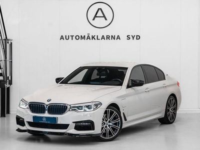 Vit Begagnad 2019 BMW 530e M Sport Sedan | 314 999 kr (Dyr)