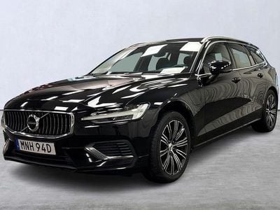 Svart Begagnad 2022 Volvo V60 Kombi | 319 900 kr