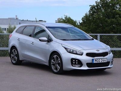 Grå svart Begagnad 2015 Kia Ceed Sportswagon Kombi | 94 500 kr (Lite dyr)