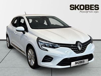 Vit Begagnad 2021 Renault Clio V Intens Halvkombi | 154 600 kr (Marknadspris)