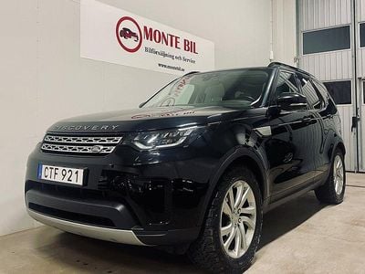 Svart Begagnad 2018 Land Rover Discovery 5 HSE SUV | 339 900 kr (Marknadspris)
