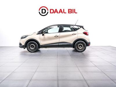 Begagnad Renault Captur Dynamique 90 HK (66 kW) 2016 Flerfärgad SUV