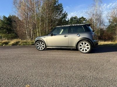 Grå Begagnad 2005 Mini Cooper S Halvkombi | 29 900 kr (Dyr)