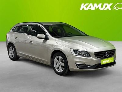 Begagnad Volvo V60 Momentum 190 HK (139 kW) 2016 Brun Kombi