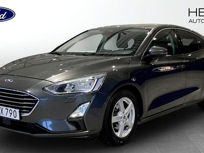 Grå Begagnad 2018 Ford Focus Titanium Halvkombi | 109 900 kr (Marknadspris)