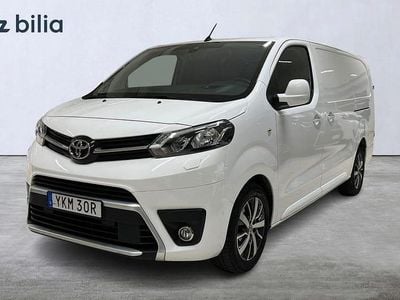 Vit Begagnad 2020 Toyota Proace Minibuss | 249 900 kr (Marknadspris)