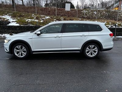 Begagnad VW Passat Alltrack 191 HK (140 kW) 2017 Vit Kombi