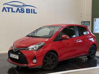 Röd Begagnad 2014 Toyota Yaris Active Halvkombi | 89 900 kr (Marknadspris)