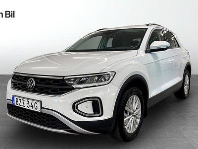 Vit (pure white) Begagnad 2022 VW T-Roc Life SUV | 254 900 kr (Marknadspris)