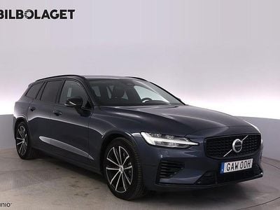 Mörkblå Begagnad 2022 Volvo V60 Plus Kombi | 459 500 kr (Lite dyr)