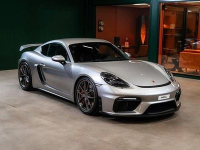 Silver Begagnad 2020 Porsche 718 Cayman GT4 Sportkupé | 1 099 900 kr (Marknadspris)