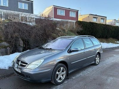 Begagnad Citroën C5 136 HK (100 kW) 2002 Grå metallic Kombi
