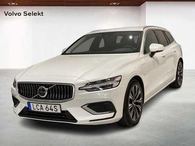 Begagnad Volvo V60 349 HK (256 kW) 2023 Vit Kombi