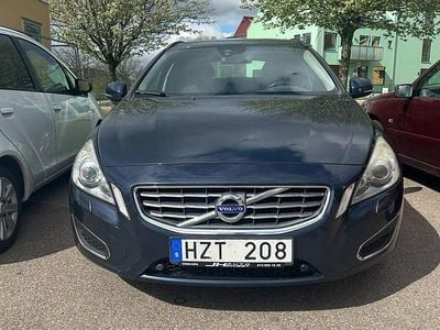 Begagnad 2013 Volvo V60 Kombi | 100 000 kr