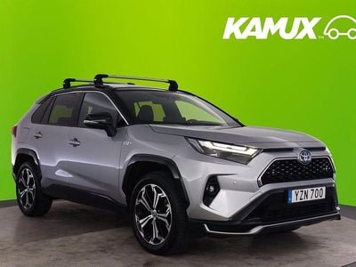 Grå metallic Begagnad 2023 Toyota RAV4 Style SUV | 489 800 kr (Marknadspris)