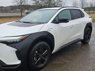 Begagnad Toyota bZ4X 150 kW (204 HK) 2024 SUV