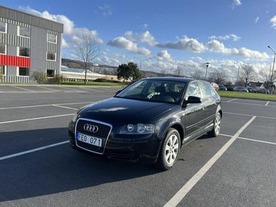 begagnad Audi A3 Sportback 2.0 FSI TipTronic Attraction, Comfort Euro