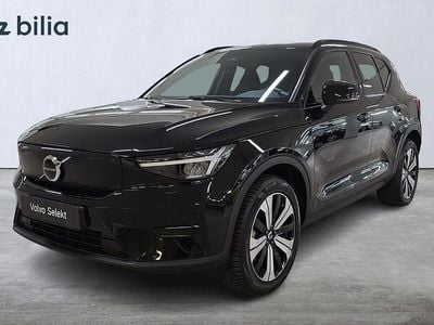 Begagnad Volvo XC40 Core 185 kW (252 HK) 2022 Svart SUV