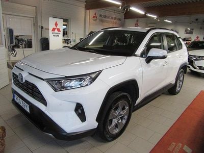 Begagnad Toyota RAV4 178 HK (130 kW) 2023 Vit Kombi