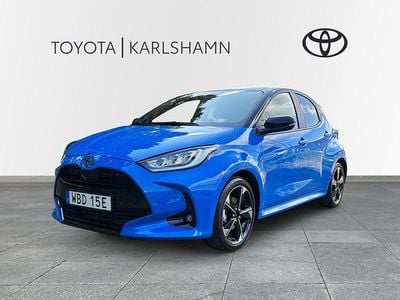 Blå Begagnad 2024 Toyota Yaris Hybrid Edition Halvkombi | 289 900 kr (Marknadspris)
