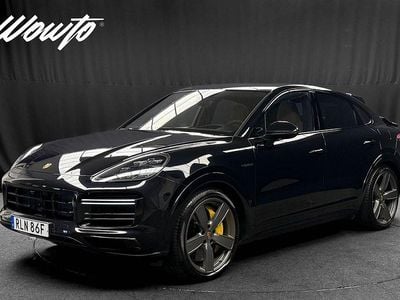 Svart Begagnad 2021 Porsche Cayenne Turbo S SUV | 1 395 800 kr