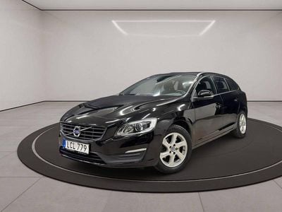 Svart Begagnad 2018 Volvo V60 Standard Kombi | 204 500 kr (Superpris)