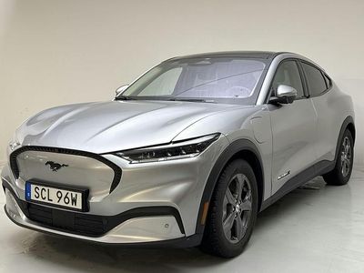 Begagnad Ford Mustang Mach-E 216 kW (294 HK) 2021 Grå SUV