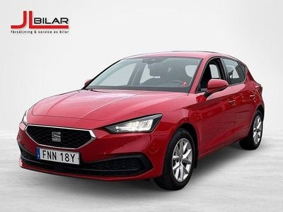Röd Begagnad 2023 Seat Leon Halvkombi | 194 900 kr (Marknadspris)