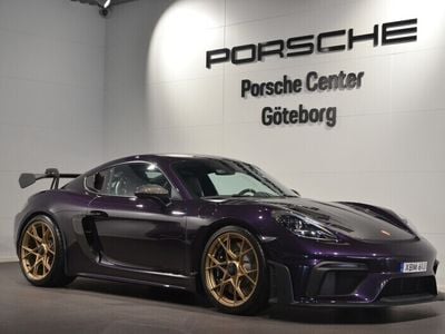 Porsche 718 Cayman GT4