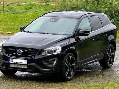 Svart metallic Begagnad 2015 Volvo XC60 SUV | 139 000 kr (Lite dyr)