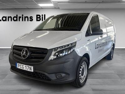 Vit Begagnad 2023 Mercedes e-Vito Minibuss | 359 900 kr