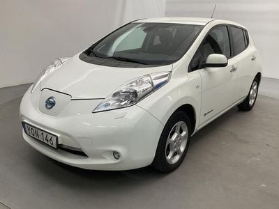 Vit Begagnad 2017 Nissan Leaf Tekna Halvkombi | 154 000 kr