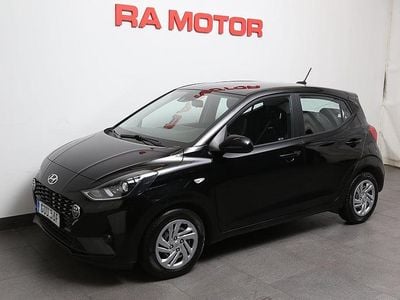 Svart Begagnad 2020 Hyundai i10 Advanced Halvkombi | 129 900 kr (Marknadspris)