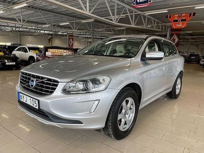 Begagnad Volvo XC60 Momentum 136 HK (100 kW) 2014 Silver SUV