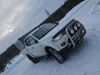 Begagnad Mitsubishi L200 2010 Pickup