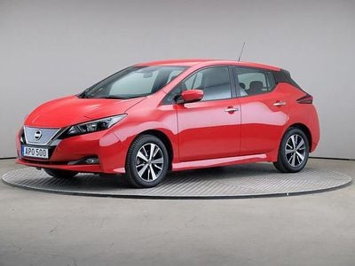 Röd Begagnad 2021 Nissan Leaf Acenta Halvkombi | 145 000 kr (Bra pris)