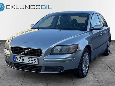 Begagnad Volvo S40 Kinetic 170 HK (125 kW) 2005 Silver Sedan