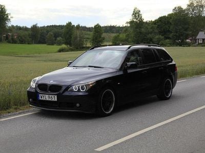 BMW 525