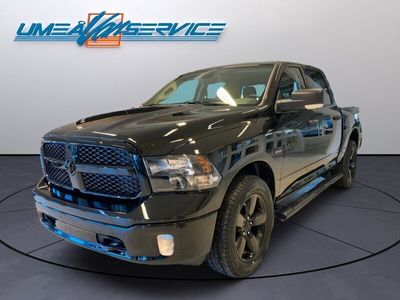 begagnad Dodge Ram Classic Black 5.7 V8 HEMI 4x4 395Hk *Låg skat