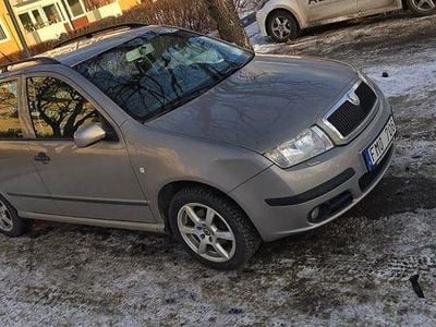Begagnad Skoda Fabia 64 HK (47 kW) 2007 Kombi