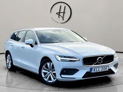 Vit Begagnad 2019 Volvo V60 Momentum Kombi | 244 900 kr (Marknadspris)