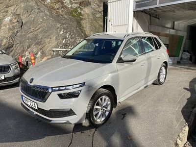 begagnad Skoda Kamiq STYLE 1,5 TSI 6 VXL DRAGPAKET SoV-HJUL 2021, Halvkombi