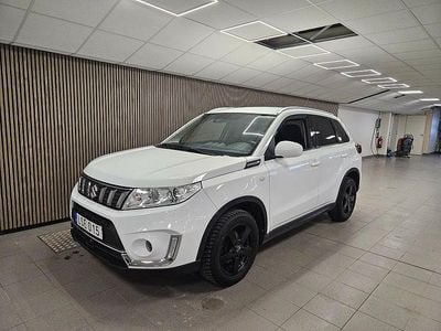 Begagnad Suzuki Vitara 140 HK (102 kW) 2018 Vit SUV