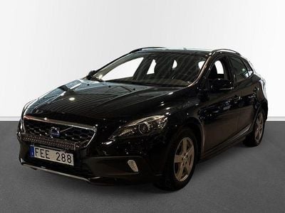 Svart Begagnad 2014 Volvo V40 CC Business Edition Kombi | 99 000 kr