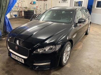 Svart Begagnad 2019 Jaguar XF Sportbrake R-Sport Kombi | 309 500 kr
