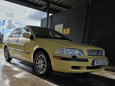 Volvo S40
