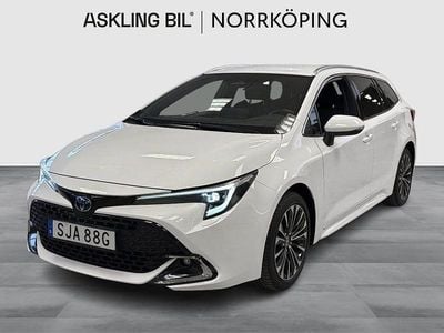 Vit Begagnad 2023 Toyota Corolla Style Kombi | 299 000 kr (Lite dyr)
